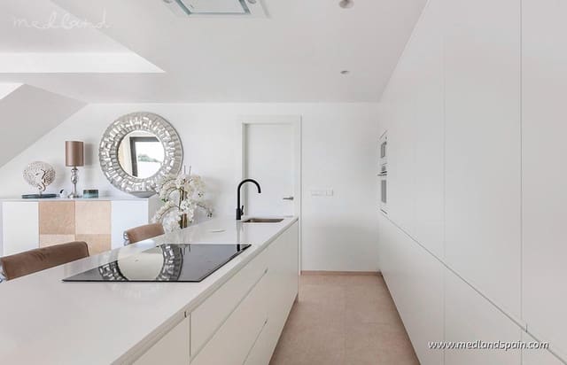 3 slaapkamer Villa te koop in Las Lomas de Rame - Bahía Bella, Los Alcázares met zwembad garage - € 489.000 (Ref: 9761909)