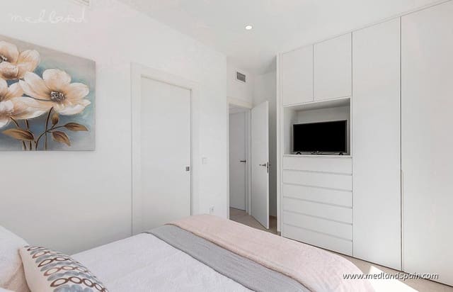 3 chambre Villa/Maison à vendre à Los Alcázares avec piscine garage - 489 000 € (Ref: 9761909)