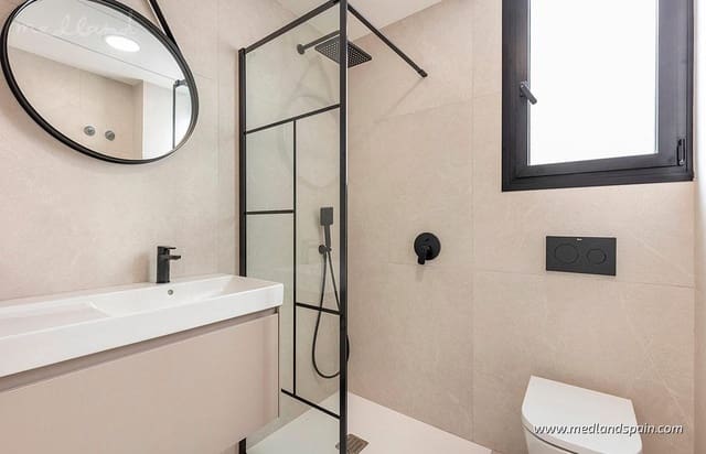 3 chambre Villa/Maison à vendre à Las Lomas de Rame - Bahía Bella, Los Alcázares avec piscine garage - 429 000 € (Ref: 9761910)