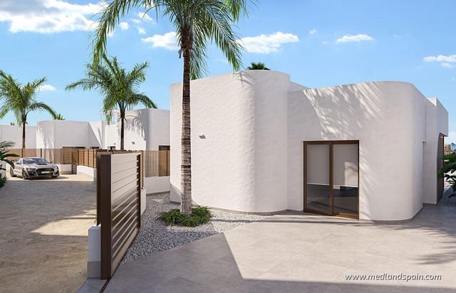 3 bedroom Villa for sale in Los Alcázares with pool garage - € 649,900 (Ref: 9777812)