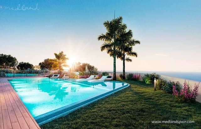 3 bedroom Townhouse for sale in Mijas Costa, Mijas with pool garage - € 532,000 (Ref: 9785460)