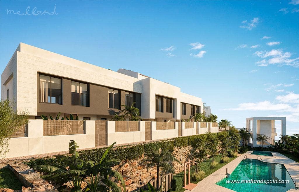 2 bedroom Townhouse for sale in Mijas Costa with pool garage - € 1,112,000 (Ref: 9785464)