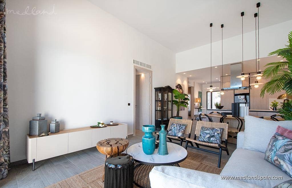 3 soveværelse Villa til salg i Algorfa med swimmingpool garage - € 519.000 (Ref: 9785473)