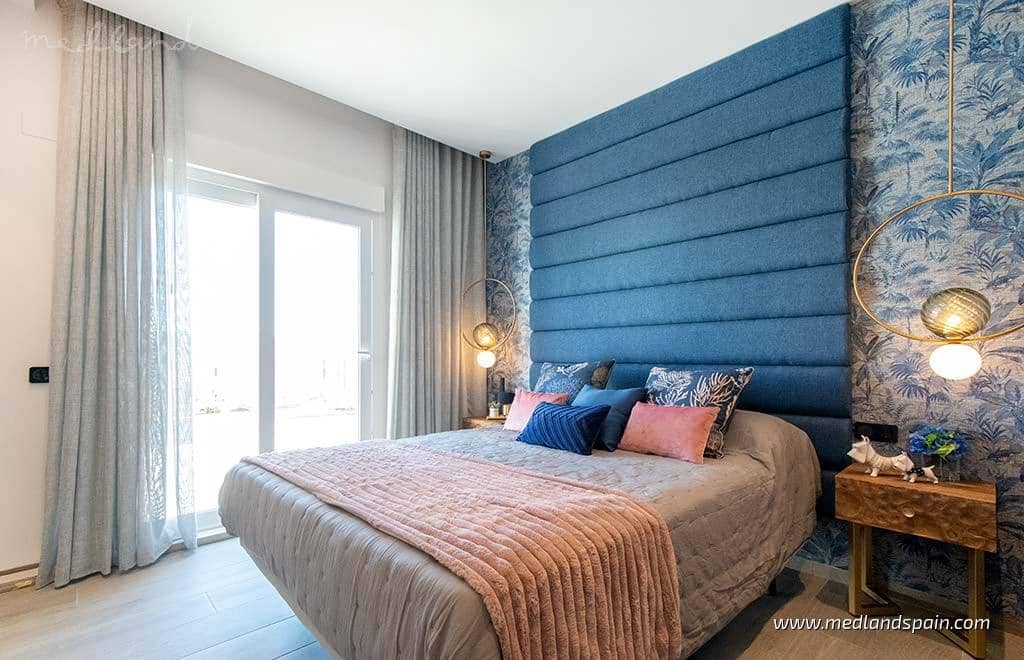 3 soveværelse Villa til salg i Algorfa med swimmingpool garage - € 519.000 (Ref: 9785473)