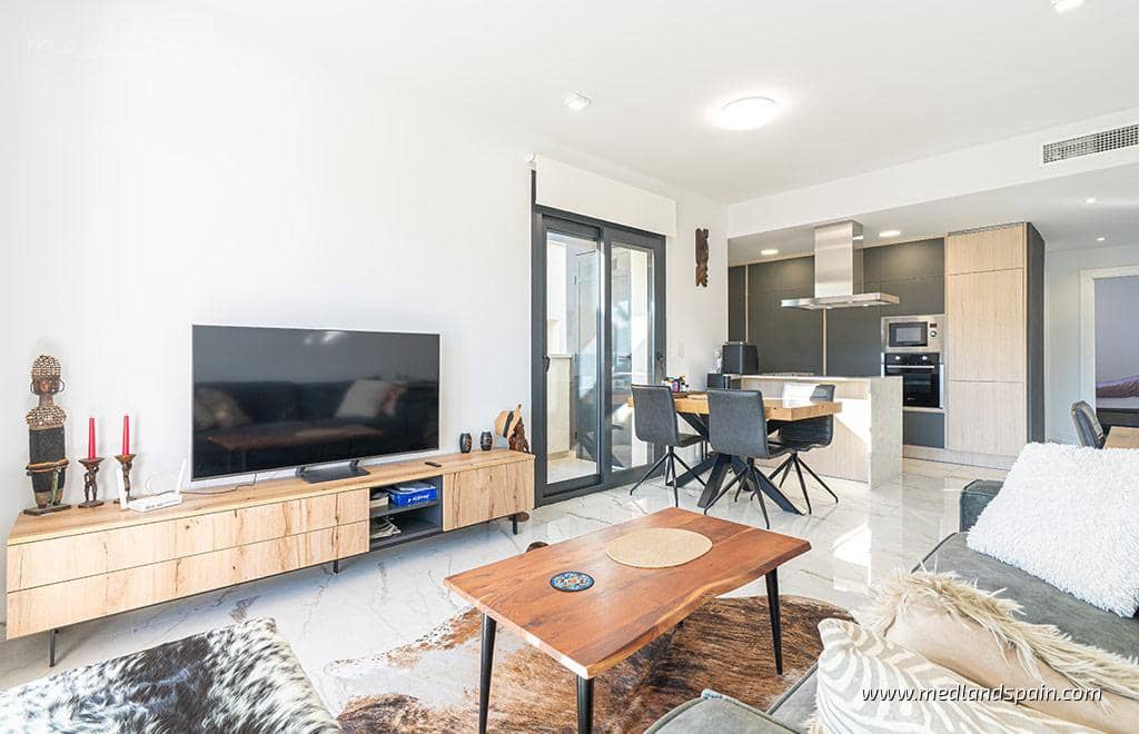 2 bedroom Apartment for sale in Los Altos with pool garage - € 285,000 (Ref: 9790952)