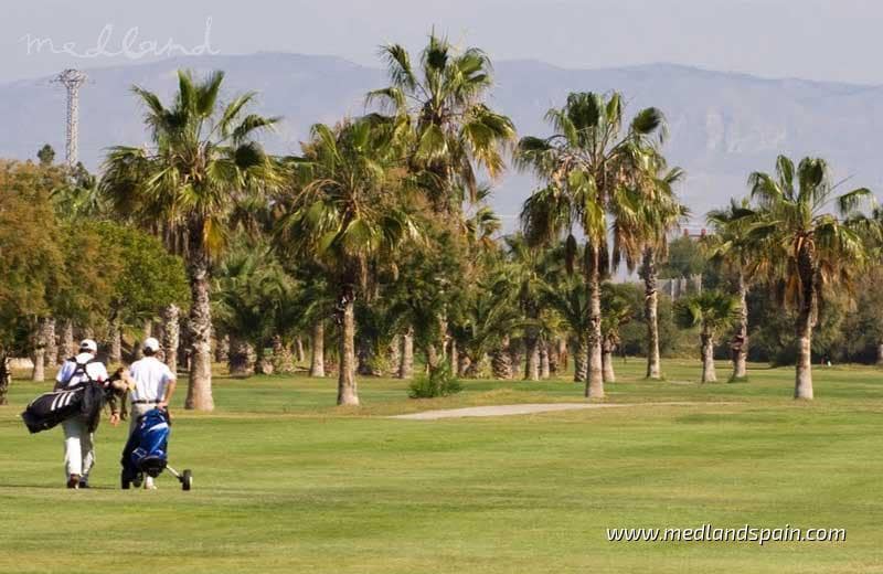 3 chambre Appartement à vendre à Guardamar del Segura avec piscine garage - 315 000 € (Ref: 9794358)