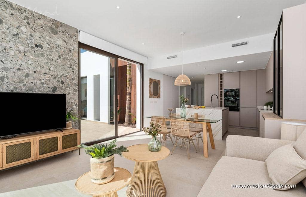 3 slaapkamer Villa te koop in Los Alcazares met zwembad garage - € 565.000 (Ref: 9806285)