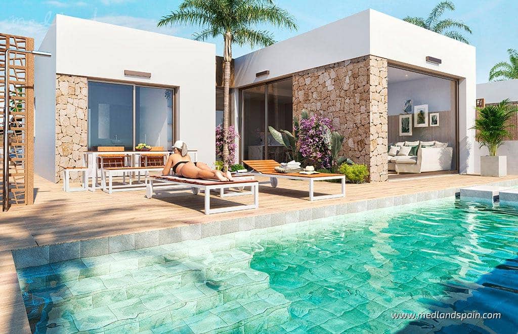 3 slaapkamer Villa te koop in Los Alcazares met zwembad garage - € 565.000 (Ref: 9806285)