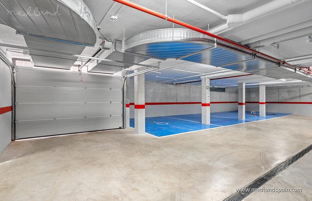 2 slaapkamer Appartement te koop in Los Alcazares met zwembad garage - € 279.000 (Ref: 9806287)