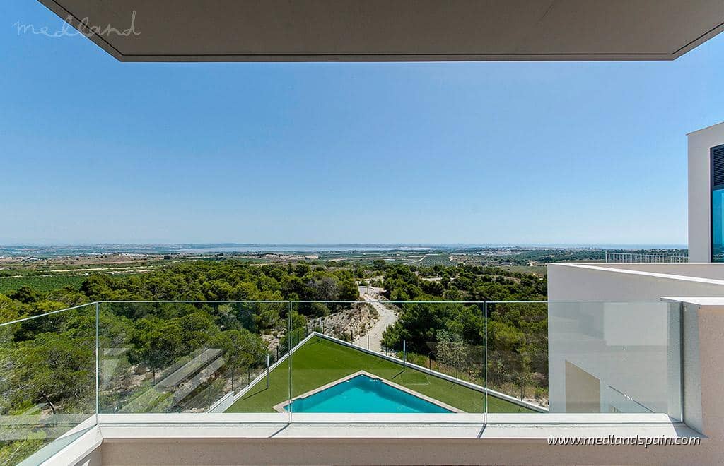 3 quarto Apartamento para venda em San Miguel de Salinas com piscina - 399 000 € (Ref: 9807833)