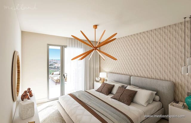 2 slaapkamer Appartement te koop in Manilva met zwembad garage - € 530.000 (Ref: 9811506)