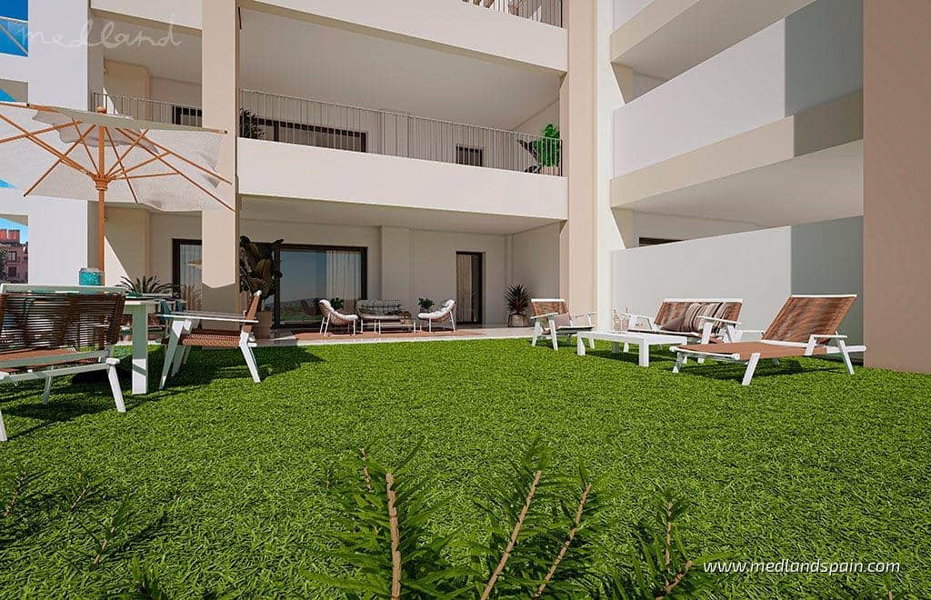 2 Zimmer Apartment zu verkaufen in Manilva mit Pool Garage - 530.000 € (Ref: 9811506)