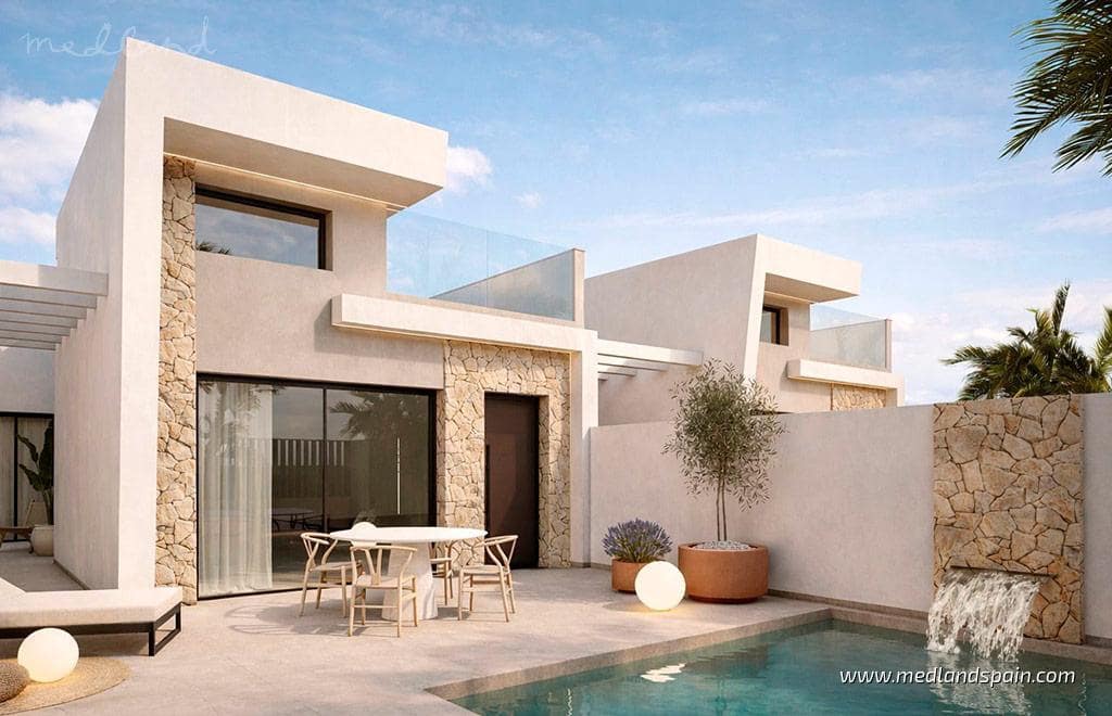 3 slaapkamer Villa te koop in Los Alcazares met zwembad garage - € 453.000 (Ref: 9825005)