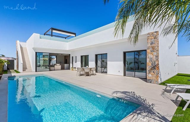 3 quarto Moradia para venda em San Javier com piscina - 739 900 € (Ref: 9833495)