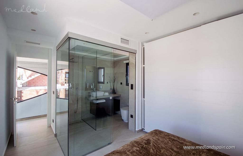 Chalet de 3 habitaciones en Ciudad Quesada en venta con piscina garaje - 770.000 € (Ref: 9833496)