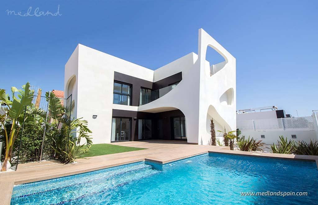 Chalet de 3 habitaciones en Ciudad Quesada en venta con piscina garaje - 770.000 € (Ref: 9833496)