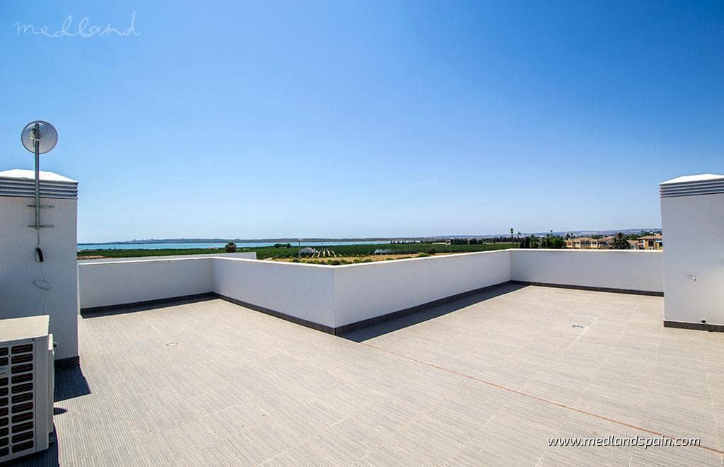 Chalet de 3 habitaciones en Ciudad Quesada en venta con piscina garaje - 770.000 € (Ref: 9833496)