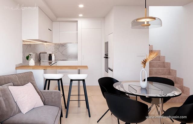 3 makuuhuone Omakotitalo myytävänä paikassa Torre-Pacheco mukana uima-altaan 
autotalli - 239 900 € (Ref: 9836502)