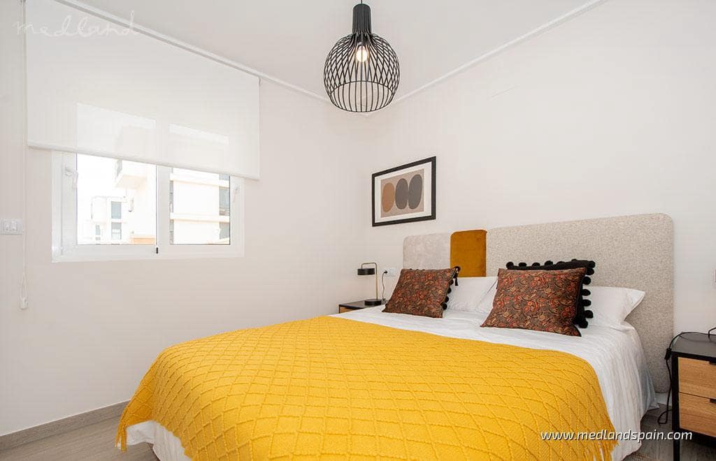 3 bedroom Apartment for sale in Pilar de la Horadada with pool garage - € 299,900 (Ref: 9849276)