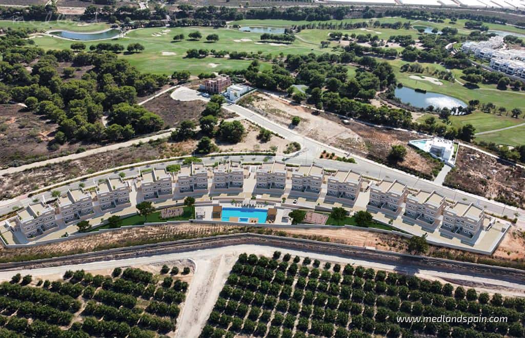 3 bedroom Apartment for sale in Pilar de la Horadada with pool garage - € 284,900 (Ref: 9849277)