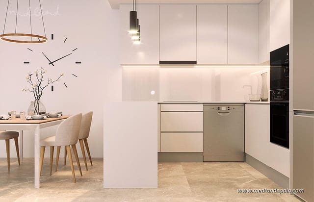 Apartamento de 1 habitación en Las Piscinas Naturales, Torrevieja en venta con piscina - 225.000 € (Ref: 9873208)