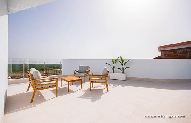3 bedroom Townhouse for sale in Torrevieja with pool garage - € 539,000 (Ref: 9873209)