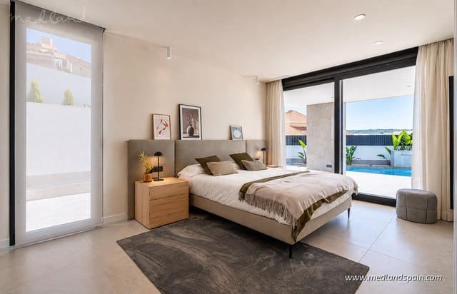 4 soveværelse Villa til salg i Ciudad Quesada, Rojales med swimmingpool garage - € 1.150.000 (Ref: 9875842)