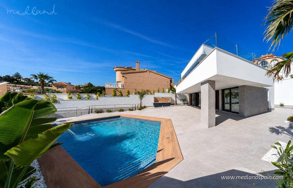 4 soveværelse Villa til salg i Ciudad Quesada med swimmingpool garage - € 1.150.000 (Ref: 9875842)