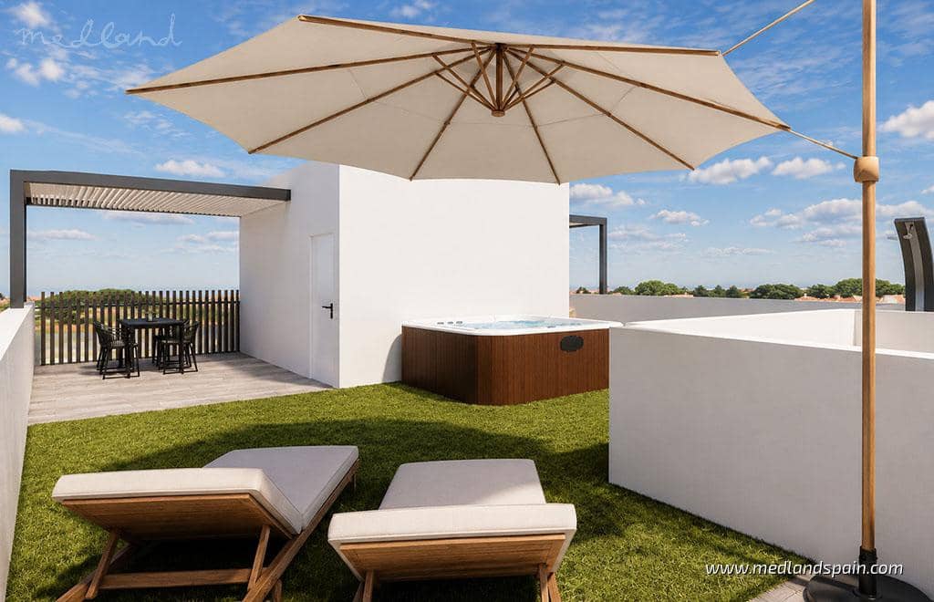 Apartamento de 2 habitaciones en Torre de la Horadada en venta con piscina - 295.900 € (Ref: 9880727)