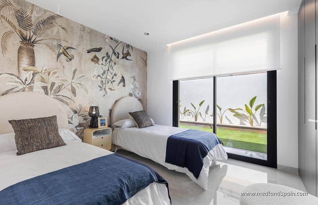 3 Zimmer Villa zu verkaufen in Los Balcones mit Pool Garage - 725.000 € (Ref: 9880728)