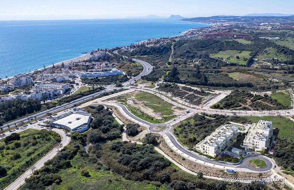 3 makuuhuone Huoneisto myytävänä paikassa Estepona mukana uima-altaan 
autotalli - 739 000 € (Ref: 9891916)