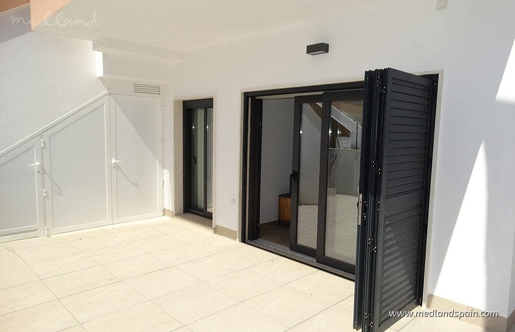 2 bedroom Apartment for sale in Pilar de la Horadada with pool garage - € 245,000 (Ref: 9896614)