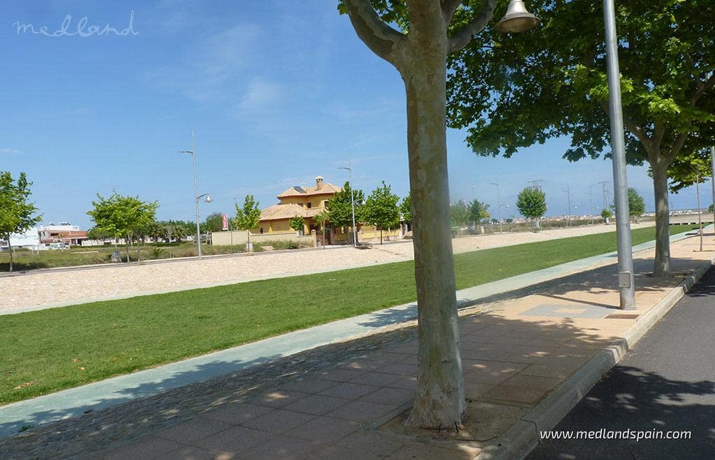 2 bedroom Apartment for sale in Pilar de la Horadada with pool garage - € 245,000 (Ref: 9896614)