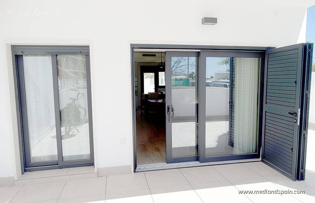 2 sovrum Lägenhet till salu i Pilar de la Horadada med pool garage - 265 000 € (Ref: 9896615)