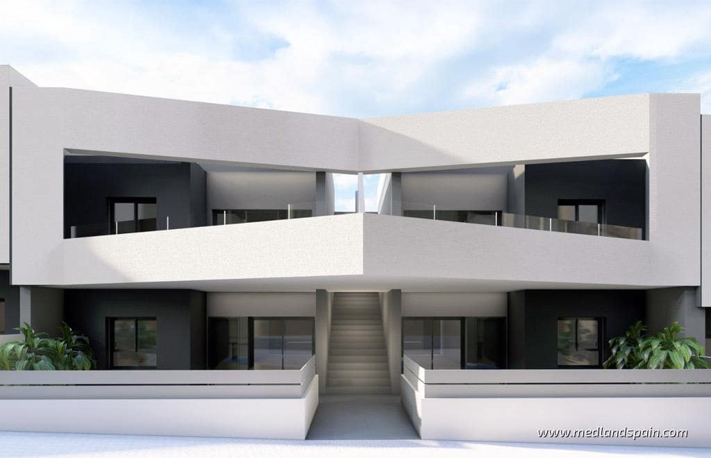 Apartamento de 2 habitaciones en San Miguel de Salinas en venta con piscina - 224.900 € (Ref: 9902038)
