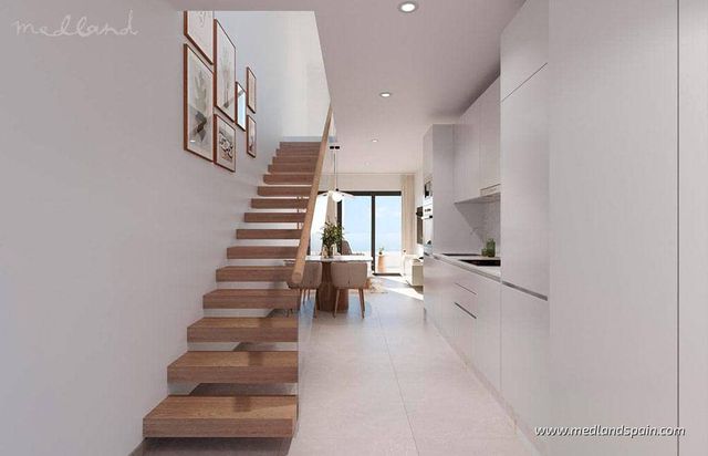 3 slaapkamer Appartement te koop in Torrevieja met zwembad - € 359.000 (Ref: 9915507)