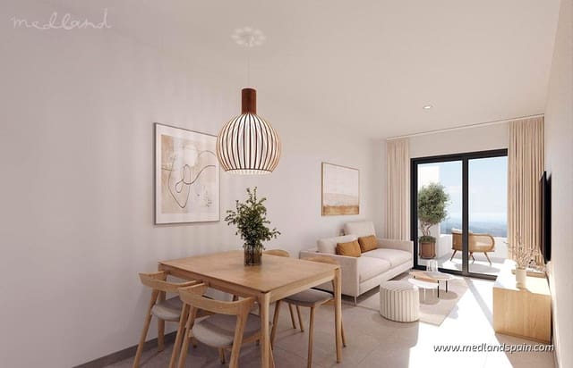 Apartamento de 3 habitaciones en Torrevieja en venta con piscina - 286.000 € (Ref: 9915510)