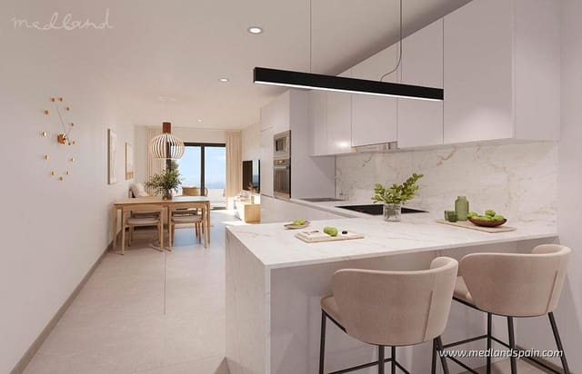 Apartamento de 3 habitaciones en Torrevieja en venta con piscina - 286.000 € (Ref: 9915510)