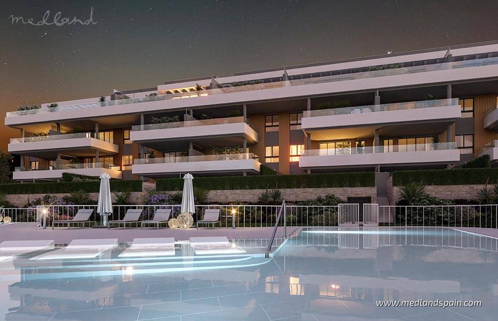 2 soveværelse Lejlighed til salg i Torremolinos med swimmingpool garage - € 645.000 (Ref: 9920062)