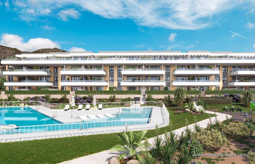 2 soveværelse Lejlighed til salg i Torremolinos med swimmingpool garage - € 645.000 (Ref: 9920062)