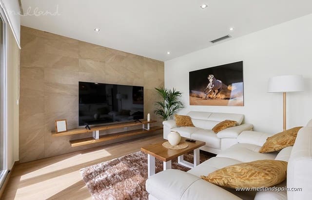 4 soveværelse Villa til salg i Benijófar med swimmingpool garage - € 715.000 (Ref: 9921961)