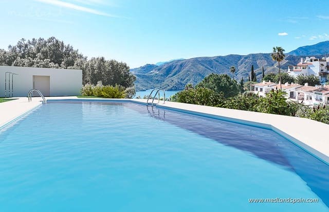 3 bedroom Apartment for sale in Marbella with pool garage - € 630,000 (Ref: 9921963)