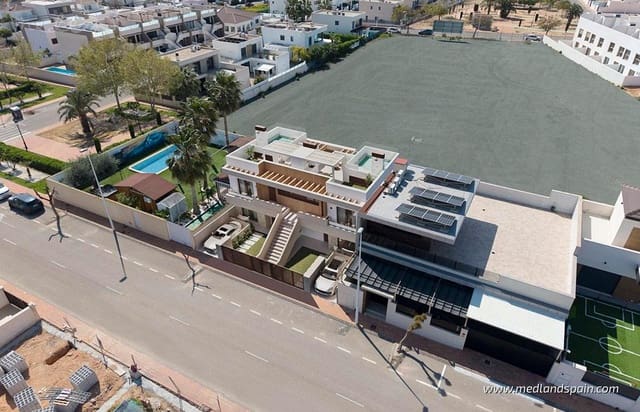 2 slaapkamer Appartement te koop in Lo Pagan, San Pedro del Pinatar met zwembad garage - € 299.900 (Ref: 9934511)