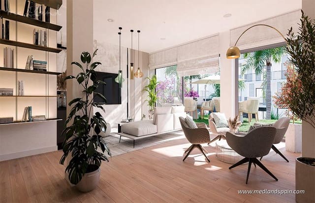 Apartamento de 2 habitaciones en Puerto de Estepona, Estepona en venta con piscina garaje - 845.000 € (Ref: 9945435)