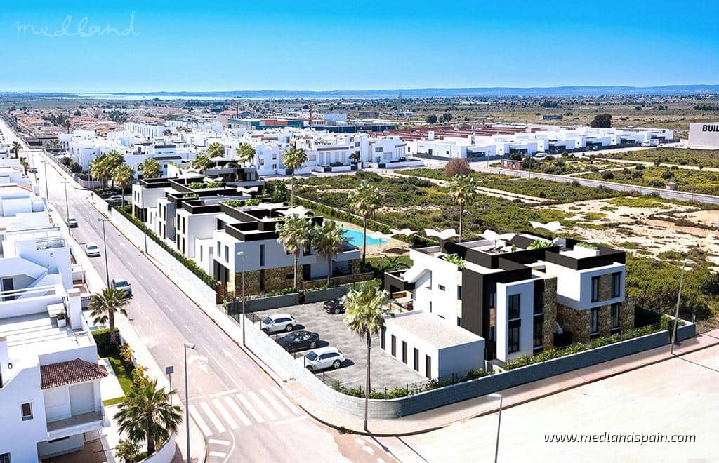2 soverom Leilighet til salgs i Ciudad Quesada med svømmebasseng garasje - € 339 000 (Ref: 9947566)