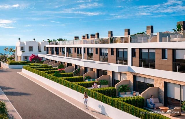 3 bedroom Townhouse for sale in El Campello with pool garage - € 537,000 (Ref: 9953986)
