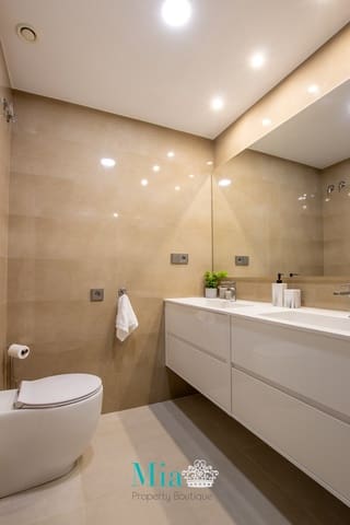 2 makuuhuone Huoneisto vuokrattavana paikassa Cabo de las Huertas, Alicante kaupunki mukana uima-altaan 
autotalli - 2 500 € (Ref: 7993385)