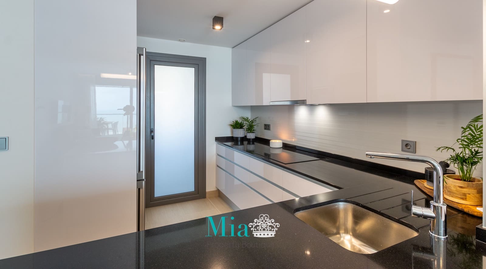 2 soveværelse Lejlighed til leje i Cabo de las Huertas med swimmingpool garage - € 2.500 (Ref: 7993385)