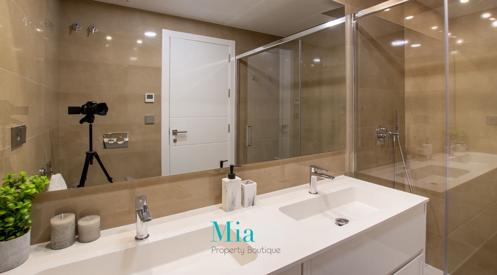 2 soveværelse Lejlighed til leje i Cabo de las Huertas med swimmingpool garage - € 2.500 (Ref: 7993385)