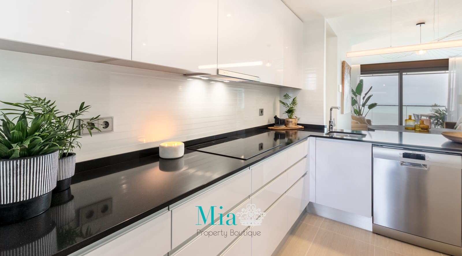 2 soveværelse Lejlighed til leje i Cabo de las Huertas med swimmingpool garage - € 2.500 (Ref: 7993385)